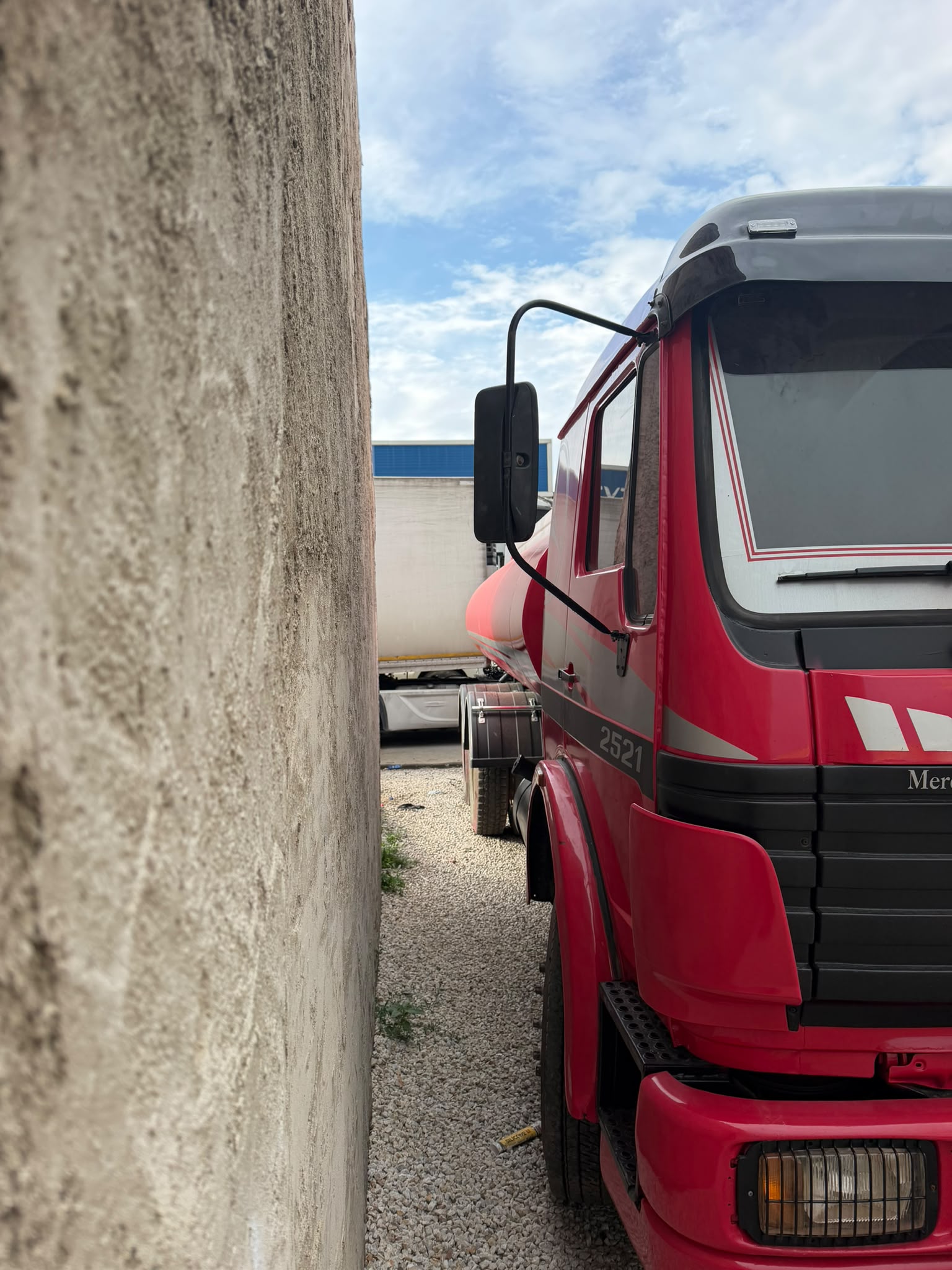 Satlık 2521 Mercedes tam teçhisatlı sistem